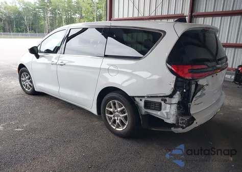 2025 Chrysler Pacifica Select from USA, damaged, VIN 2C4RC1BG3SR513685